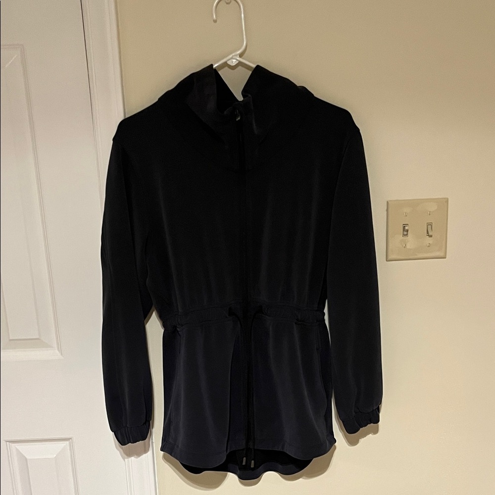 NWT Lululemon Athletica Cinch-Waist Softstreme Jacket